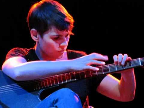 9/15 Kaki King - Carmine St. @ Livorno Rock Village, Livorno, Italy (07/07/2012)