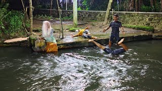 Download lagu Lucu Abiss !!! Prank Nenek Gayung Lagi Nyuci || Paling Lucu Se Indonesia mp3 Download lagu Lucu Abiss !!! Prank Nenek Gayung Lagi Nyuci || Paling Lucu Se Indonesia mp3