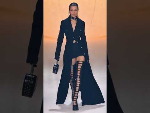 Bella Hadid walking for Ambush Fall/Winter 22 during Milan Fashion Week 🖤❤️‍🔥