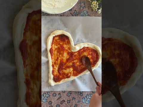 How to shape a heart shaped pizza | tutorial #pizza