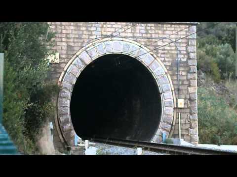 Il Frecciargento entra in galleria