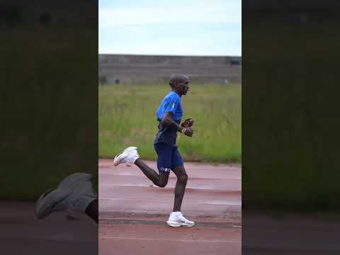Kipchoge🥵🏃❣️#kipchoge #training #athletics #trackandfield #workout #shorts #motivation #army #sports