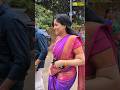 എജ്ജാതി ലുക്കിൽ ഒറ്റക്ക് കാറോടിച്ച് 