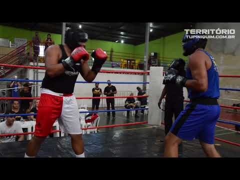 Raiuga vs Pedro - Boxe King 4