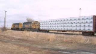 preview picture of video 'Santa Fe EMD SD40-2's in 2008'