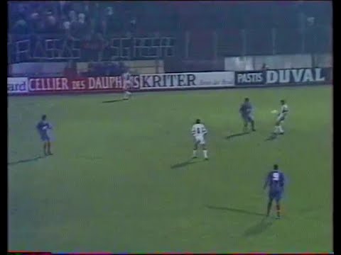 VAC SAMSUNG - PARIS SG-1-2     (TOUS LES BUTS : LIGUE DES CHAMPIONS 1994-1995 : TOUR PRELIMINAIRE)