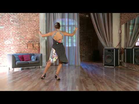 Roxana Suarez on Tangomeet  Circular Adornos for Women 1