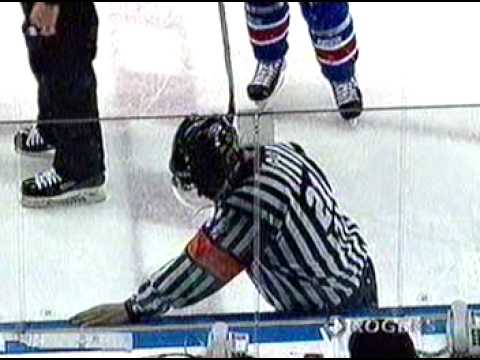 Adam Keefe vs Brandon Prust