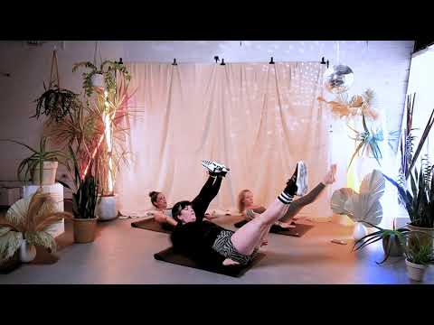 baseTV WORKOUT! pilates abs on the mat!