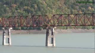 preview picture of video '北海道 夕張 シューパロ湖と三弦橋／Hokkaido Yubari Triangular truss bridge'