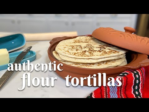 HOW TO MAKE AUTHENTIC FLOUR TORTILLAS STEP-BY-STEP: Easy to follow recipe for soft, thick tortillas