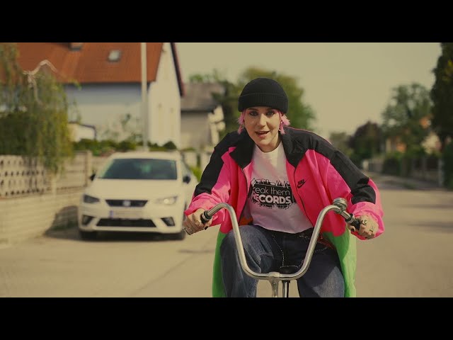 Aymz aus Deutschland mit 'Larries' (jetzt ansehen!) | Rock / DeutschRap!