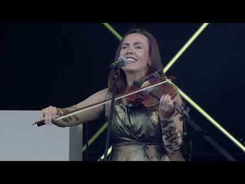 Grupas RAXTU RAXTI koncerts 04.05.2024. Rātslaukumā