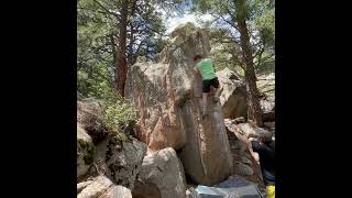 Video thumbnail of Guiding Light, V3. Three Sisters Park