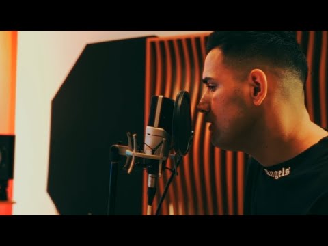 FLASHE  ELE O (VIDEOCLIP OFICCIAL)