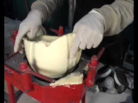 download lagu mp3 mp4 La Martina Polo Helmet, download lagu La Martina Polo Helmet gratis, unduh video klip La Martina Polo Helmet