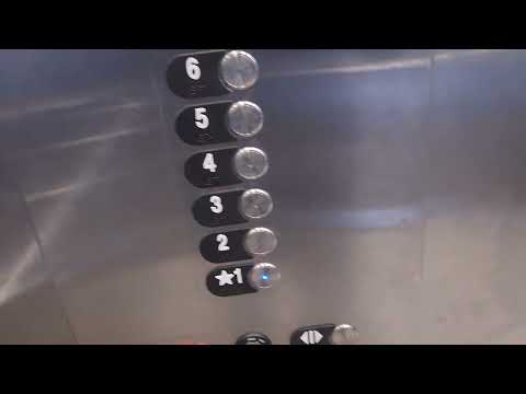 OTIS Traction Elevator #2 @ Pine Street Ramp ‐ La Crosse, WI