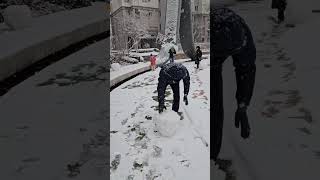 눈덩이 굴리기, 신나는 날