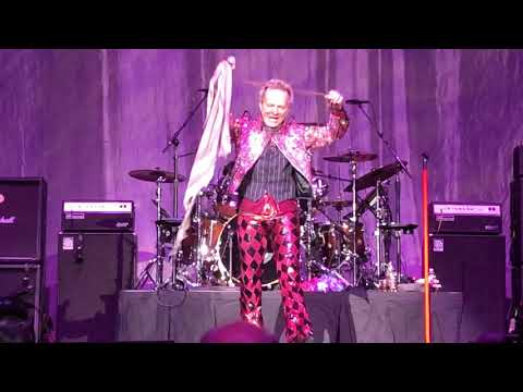 David Lee Roth Live 02/01/20 Manchester, NH (full concert)