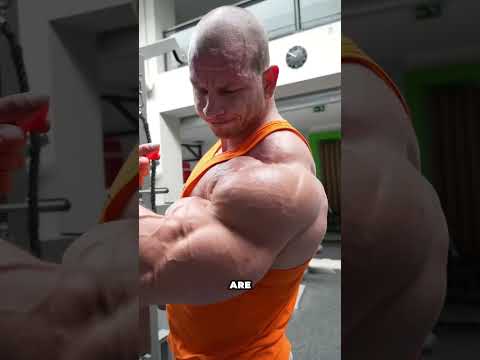 This guy is a future of Mr.Olympia💪 #gym #bodybuilding #sports #fitness