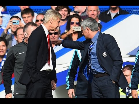 Arsene Wenger schubst Jose Mourinho | Arsenal- und Chelsea-Coaches geraten aneinander | Streit