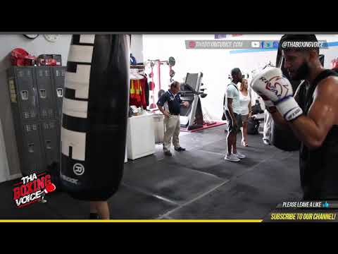 🔴Carlos Negron 🔥Beating The Heavy-Bag Silly in Beast Mode For Dominic Breazeale