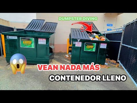 DUMPSTER DIVING JUST LOOK AT THIS FULL CONTAINER 😳😱 #dumpsterdiving #whattheythrowawayinusa