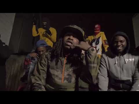 Struggle Mike   Looking featuring Kevmac, Vocero Omar, grenzy