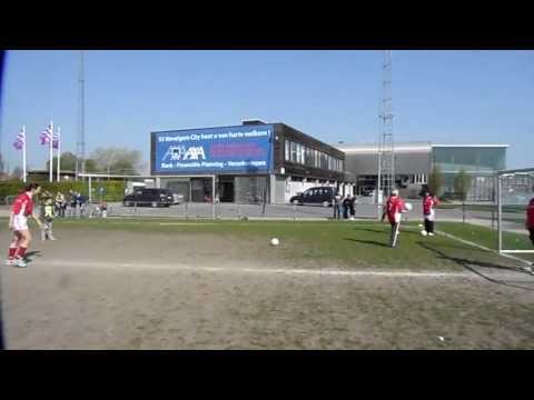 SV Wevelgem City U6 groep 2 tegen de mama's