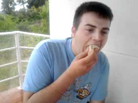 Como decir Garbayuela con una rebanada de pan en la boca