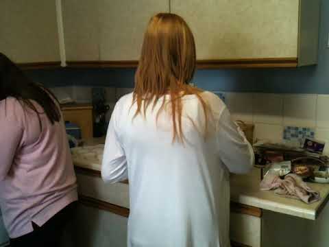 Lindsey and Danielle making cakes