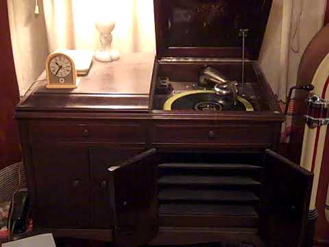 CLUB ROYAL ORCHESTRA CLYDE DOERR - SYNCOPATE - ROARING 20'S VICTROLA 215