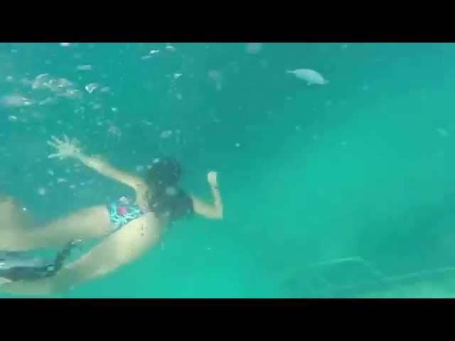 Hot Girl Snorkeling Fail ( Big Fail )