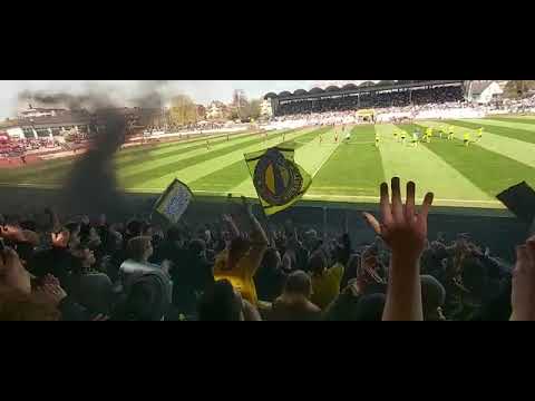 Bayreuth bejubelt seine Altstädter - Spiel "SpVgg Bayreuth vs. Bayern München II"