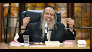 אי אפשר להבין מה זה יהודי  – הרב שלום ארוש (הרב שלום ארוש) - התמונה מוצגת ישירות מתוך אתר האינטרנט יוטיוב. זכויות היוצרים בתמונה שייכות ליוצרה. קישור קרדיט למקור התוכן נמצא בתוך דף הסרטון