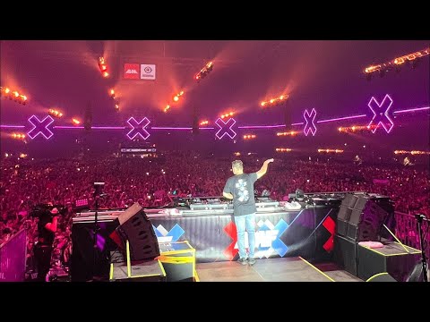 Mike Williams & Brooks - Drop The Pressure (Played by Martin Garrix)(LIVE AMF 2024)