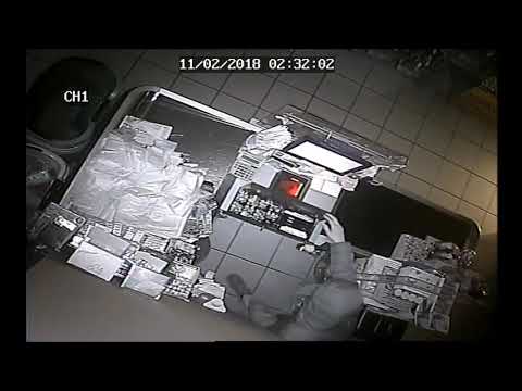 LICATA "SALUMERIA AURORA" FURTO NOTTURNO IN PIENA REGOLA