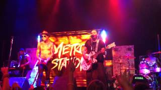 Love and War (Live) - Metro Station