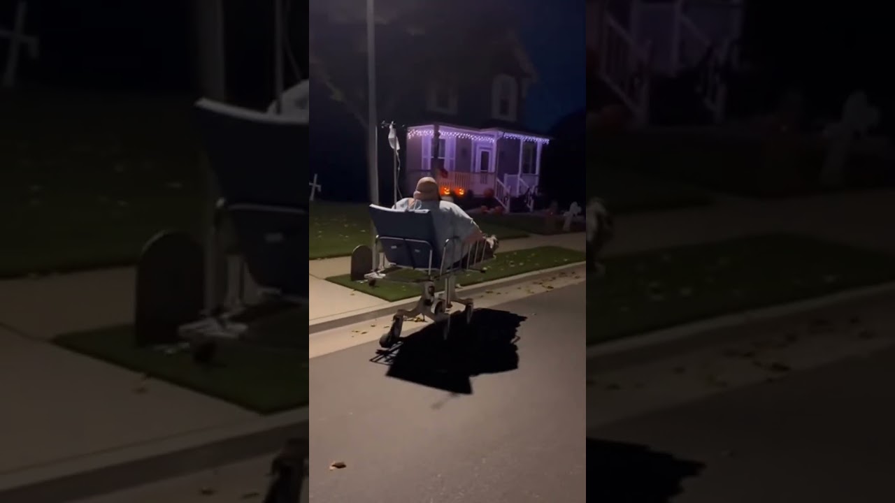 Trick or treating gurney boys Thumbnail