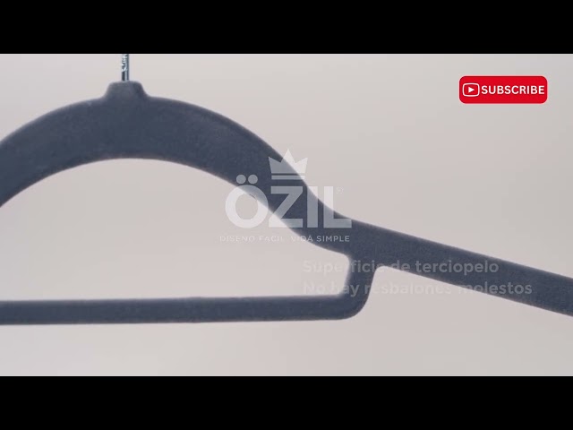 Vídeo relacionado con MISSLO Paquete de 20 perchas de metal resistentes de acero inoxidable para ropa, armario, abrigo, traje, camisa, 16.4 pulgadas