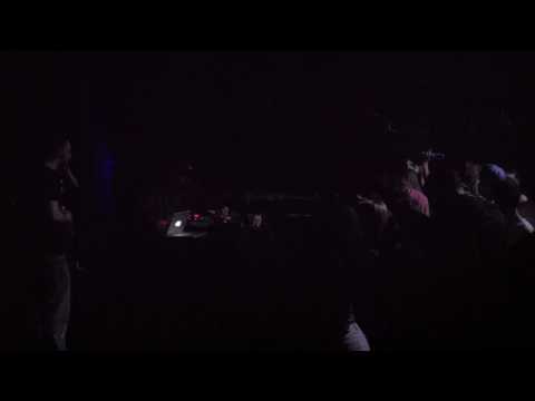 ::CONNECTED::MASSIVE Liondub