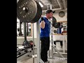 KILL YOUR QUADS - 170kg narrow stance squats 3 reps for 5 sets without abelt - ass to grass
