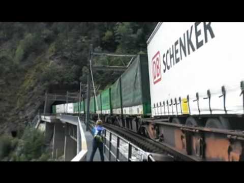 BLS BIETSCHTALBRÜCKE 7. September 2011 - "HANGARTNER"