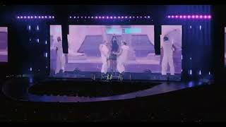 Download lagu JISOO - 'HUGS & KISSES' Live at BLACKPINK DEADLINE KAOHSIUNG mp3