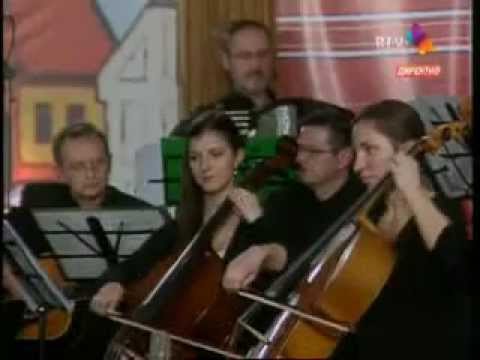 VENČIK NARODNIH PISNJOH -- Nacionalni ruski orkester