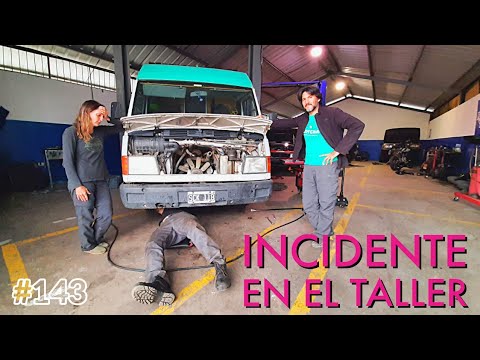 WE HAD NEVER HAD THIS HAPPEN TO US WITH A MECHANIC | 24 hours of VanLife at the workshop, Ecuador #143 - Chez Team