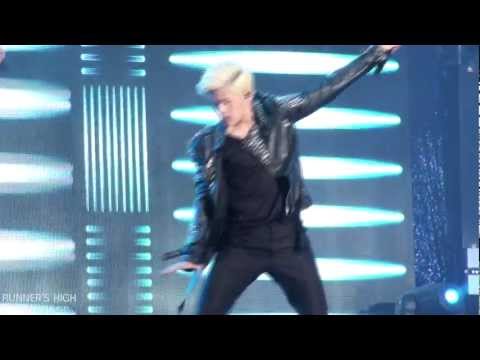 [Fancam] 120512 ZE:A Dream Concert - Heart for 2 (Dongjun ver.)