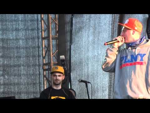 Warszafski Deszcz (Tede & Numer Raz) - Ursynalia 2012 HD