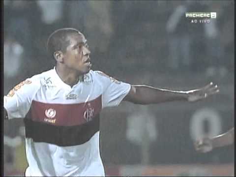 Ponte Preta 2 X 2 Flamengo - Brasileiro 2012