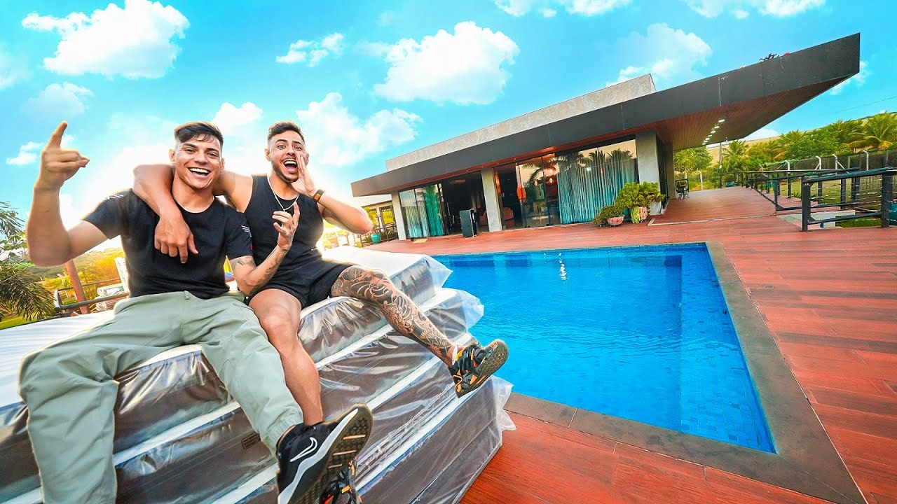 RENATO FICOU IMPRESSIONADO COM ESSE PRESENTE PARA NOVA FAZENDA